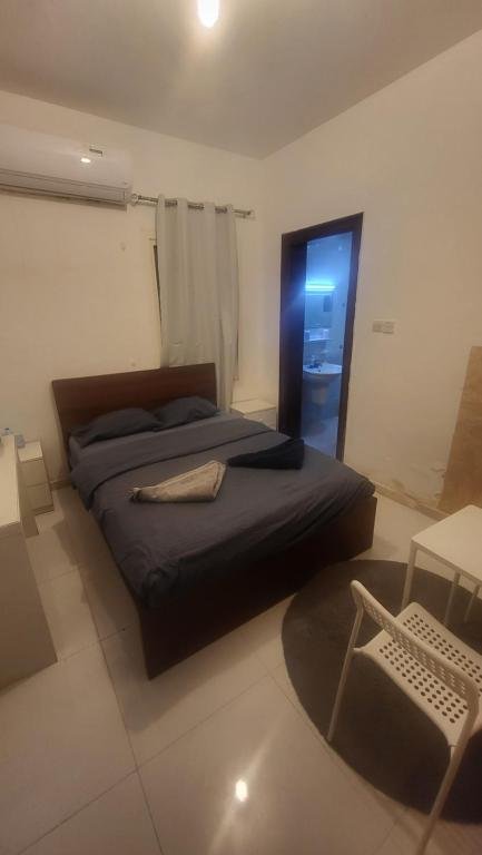 Cyclone Studio Apartments