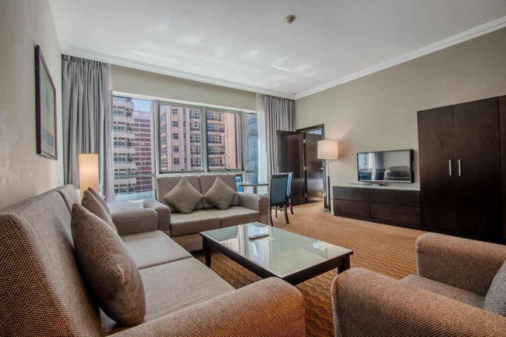 Al Manzel Hotel Apartments