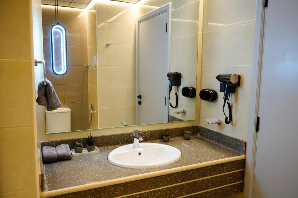 Beachfront , luxurious holiday homes with sea view