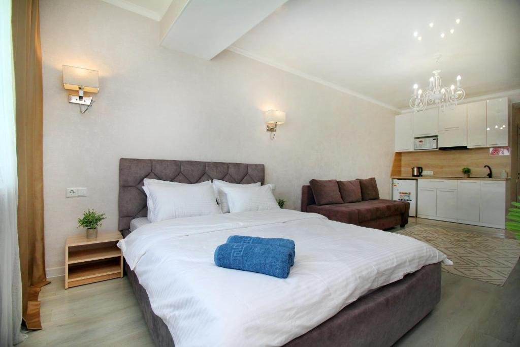 Almaty Cozy Apart Hotel