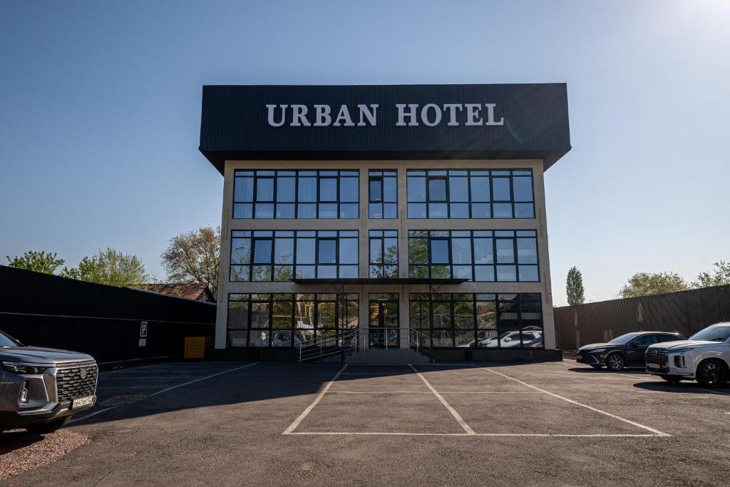 Urban Hotel