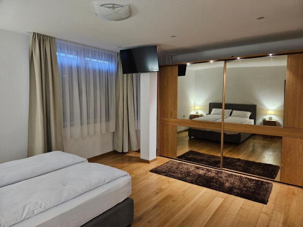 APARTMAN CENTAR BULEVAR EX sa GARAZOM