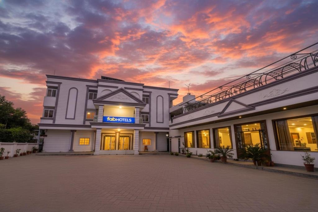 FabHotel Prime SM Resort