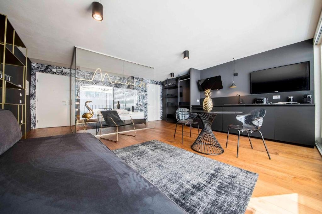 Stay COOPER l MAVIK Loft & Apartment