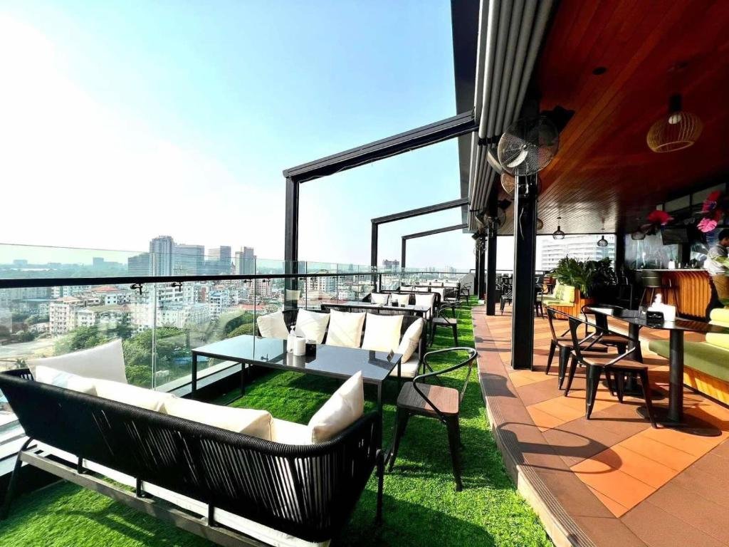 Sayarsan Hotel Yangon