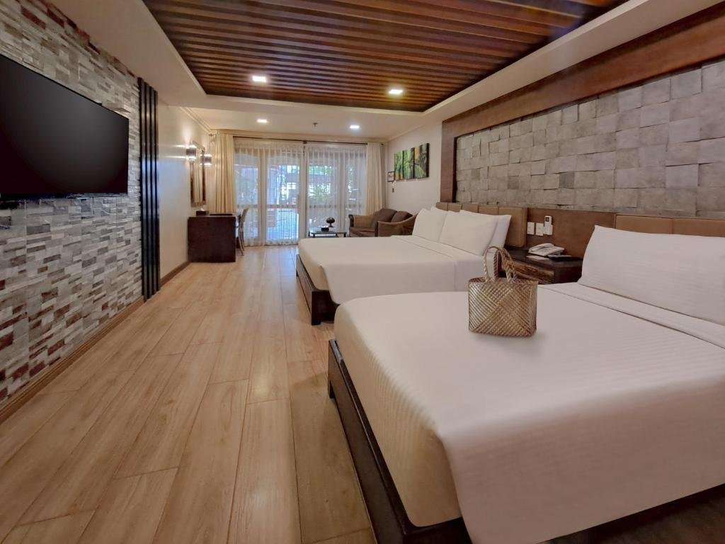 Red Coconut Beach Hotel Boracay