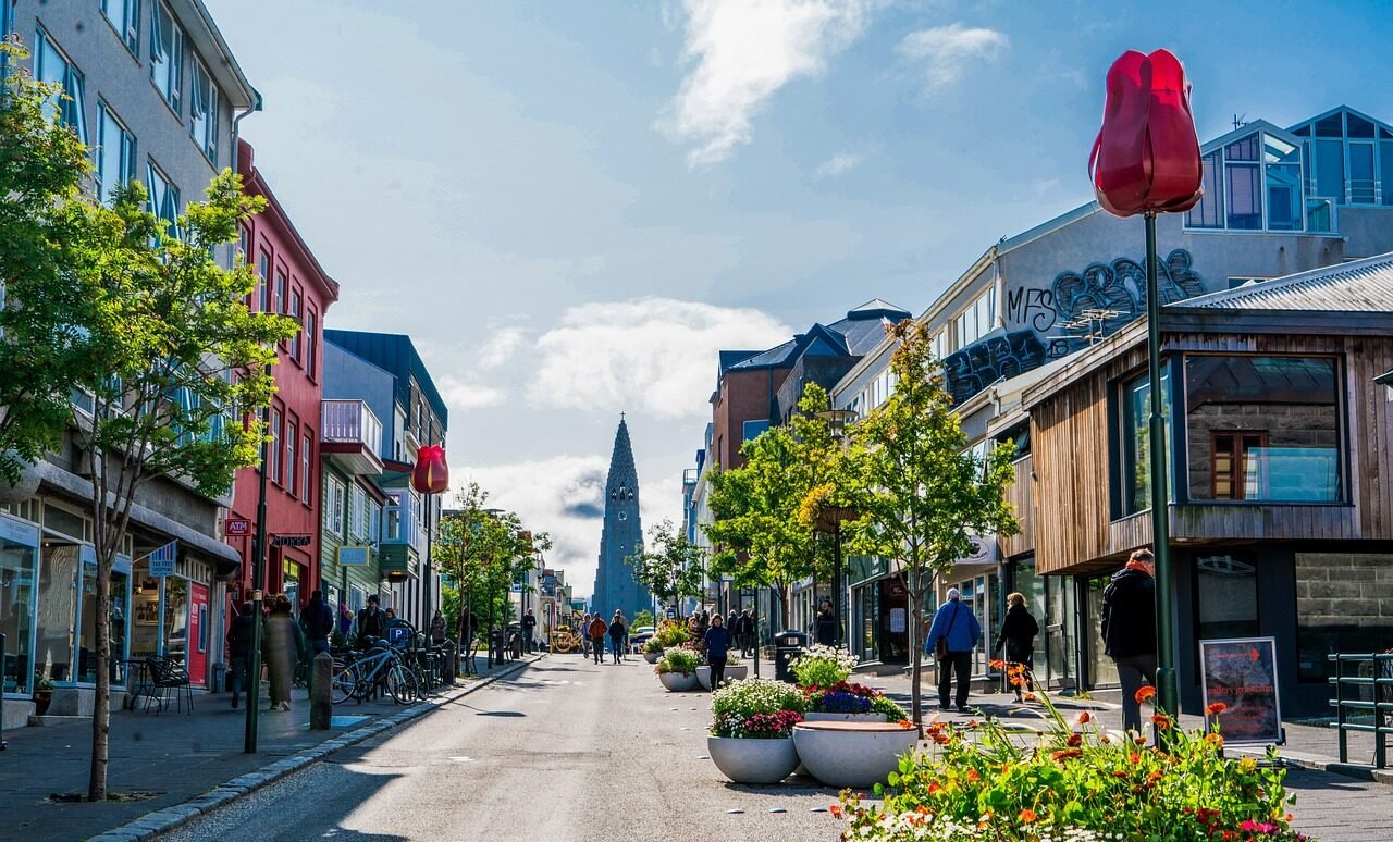 Iceland Honeymoon Package – 8 Days / 7 Nights